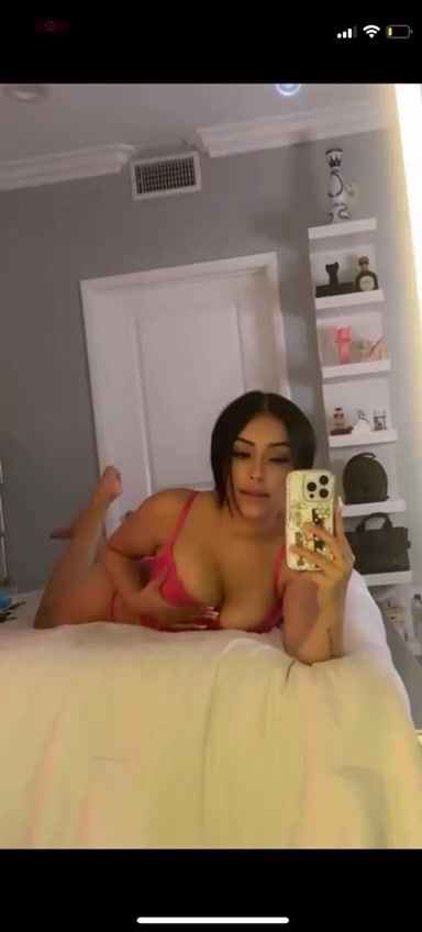 Melissa Gastelum / Melissagstm Onlyfans Video Teasing Boobs in Mirror